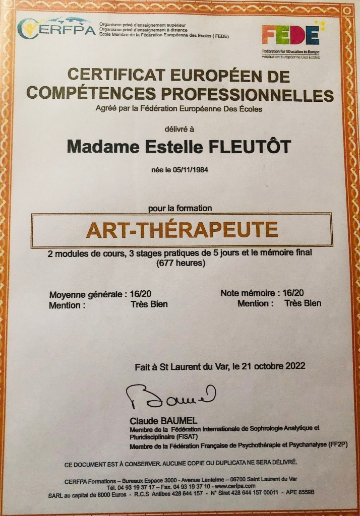 photo diplome Estelle Fleutot