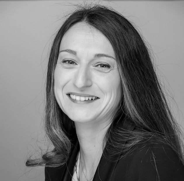 photo portrait Elodie DE SOUSA - CAMPO, Aide en thérapie