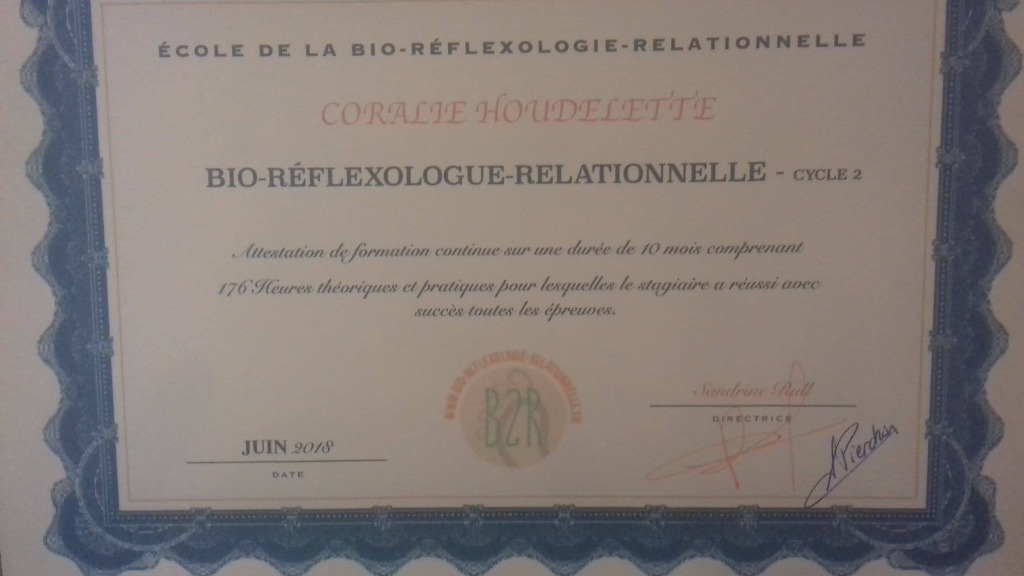photo diplome Coralie Houdelette