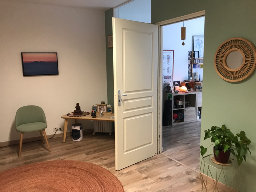 photo cabinet Dominique Laricq 