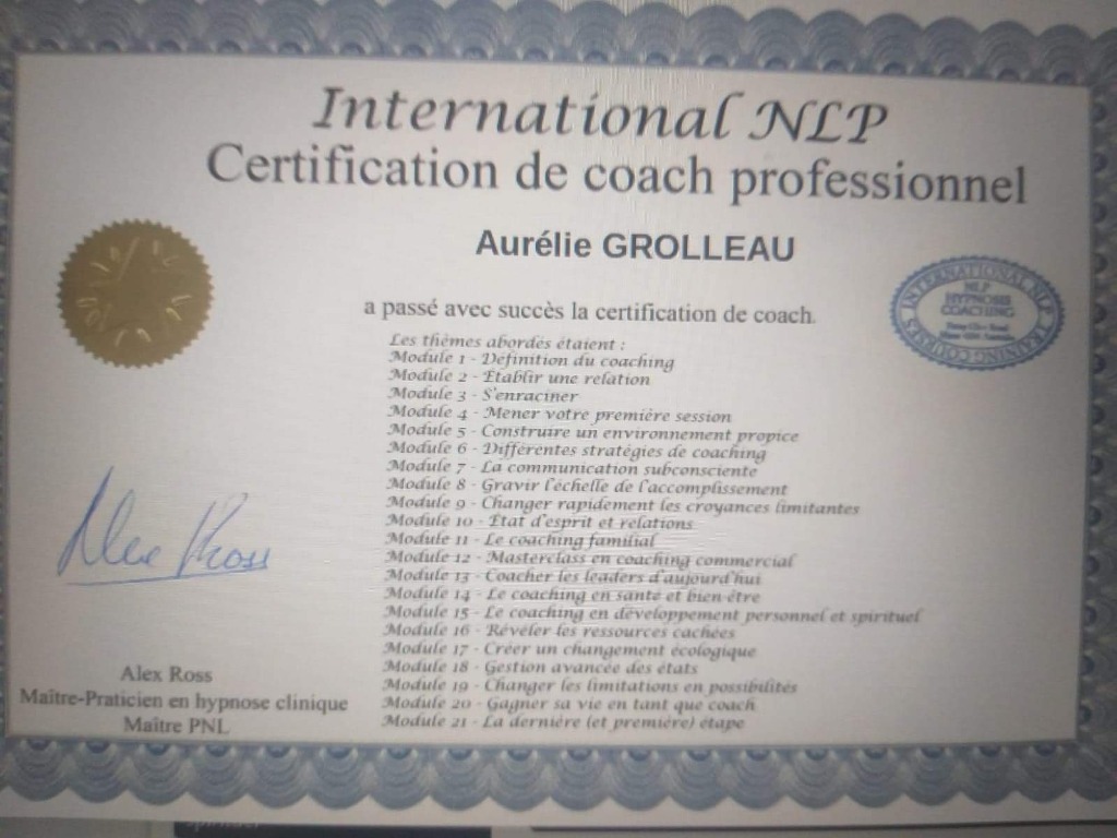 photo diplome Aurélie GROLLEAU