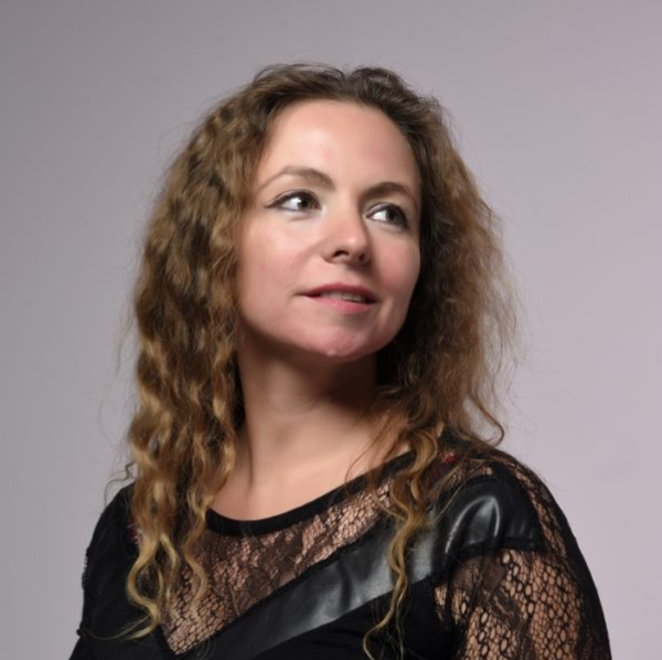 Hypnose Béthune - Cindy Favier