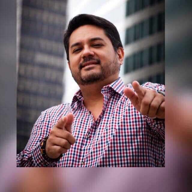 photo cabinet George Mauricio 