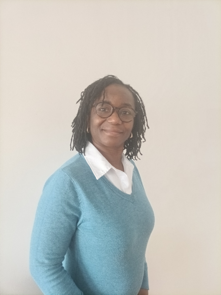 photo portrait Akofa Honkou - Sophrologue & hypnothérapeute