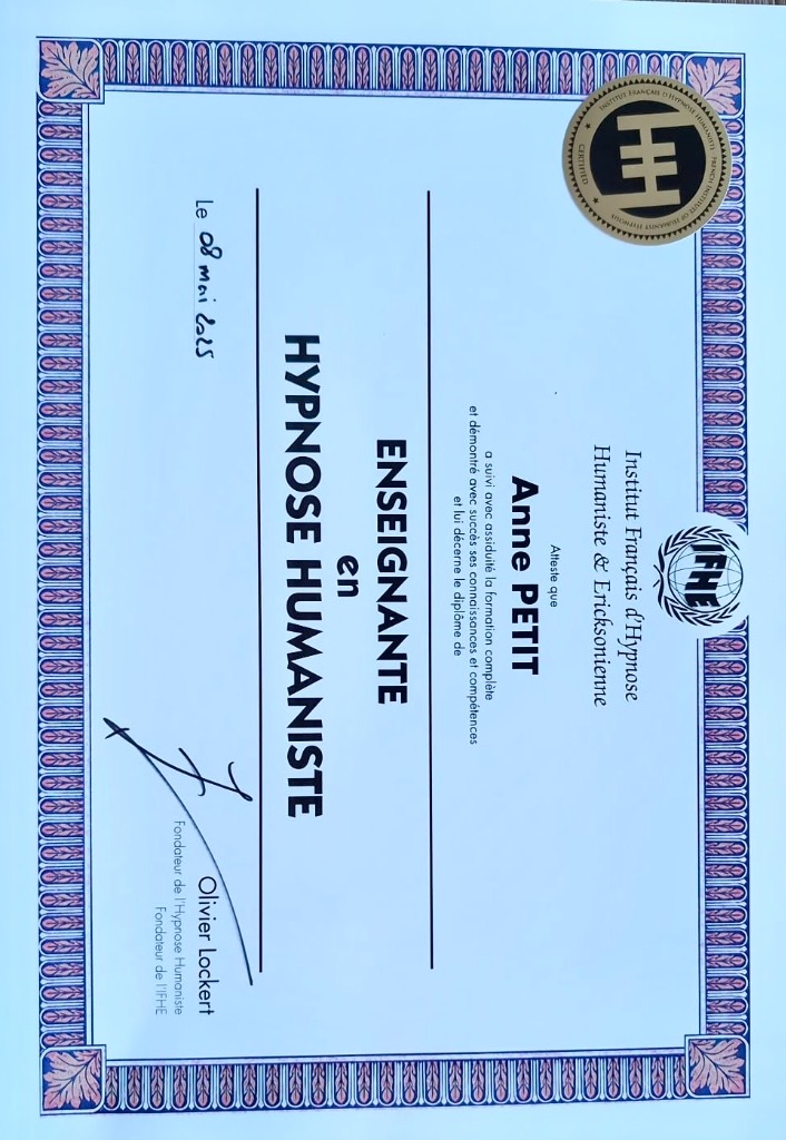 photo diplome ANNE PETIT