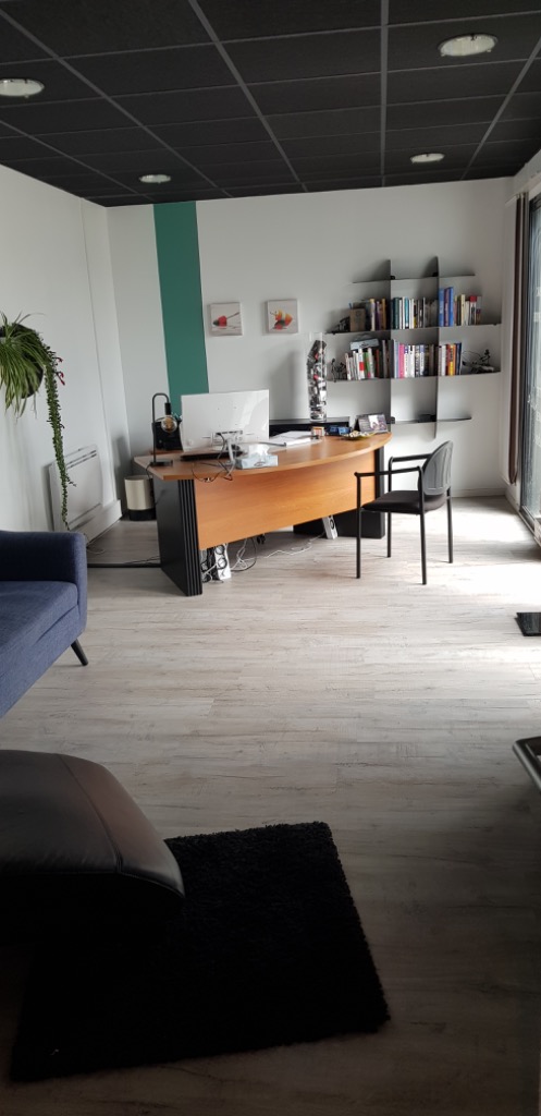 photo cabinet Joël Raud