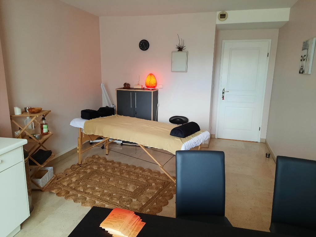 photo cabinet Alix DELAFORTERIE