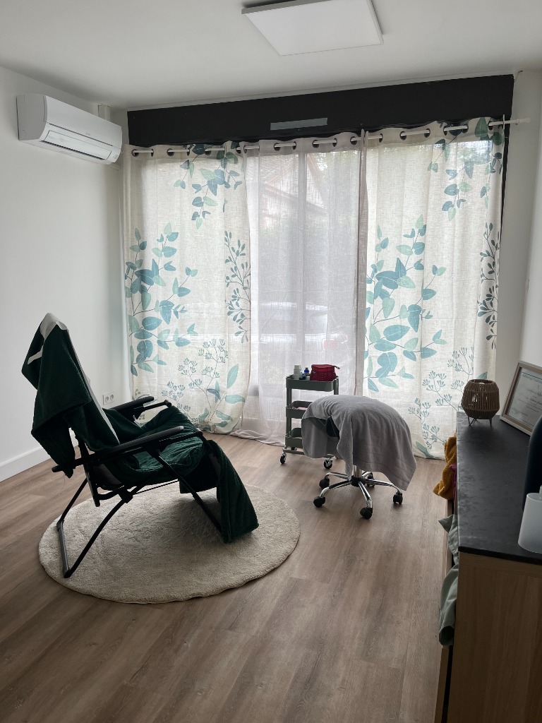 photo cabinet Catherine Josset Navion