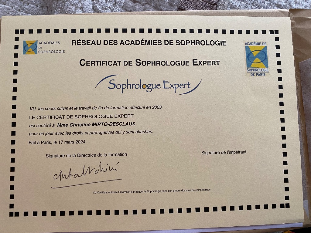 photo diplome Christine Mirto Desclaux - CMD Accompagnement