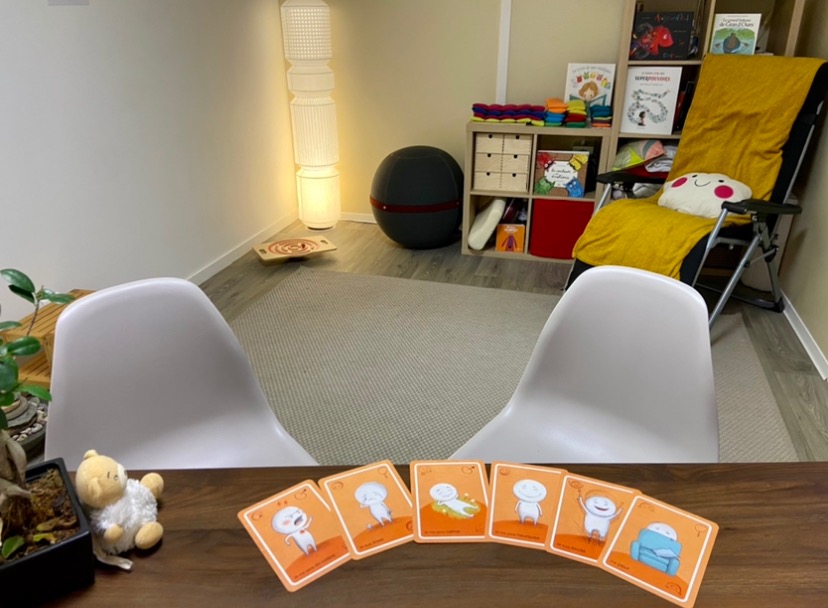 photo cabinet Coralie Pellissier Sophrologue Relaxologue Sonothé