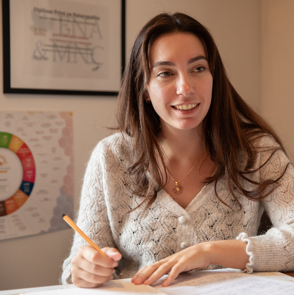 Chloé Aniorte (FERMÉ TEMPORAIREMENT)