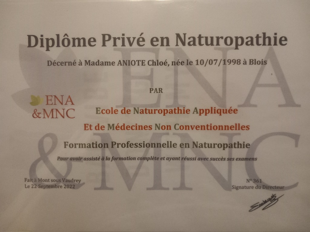 photo diplome Chloé Aniorte 