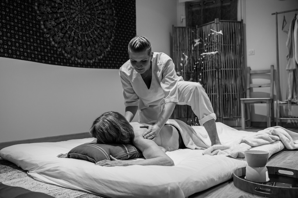 photo seance Varjeeniya, la santé selon l’ayurvéda. By Virginie