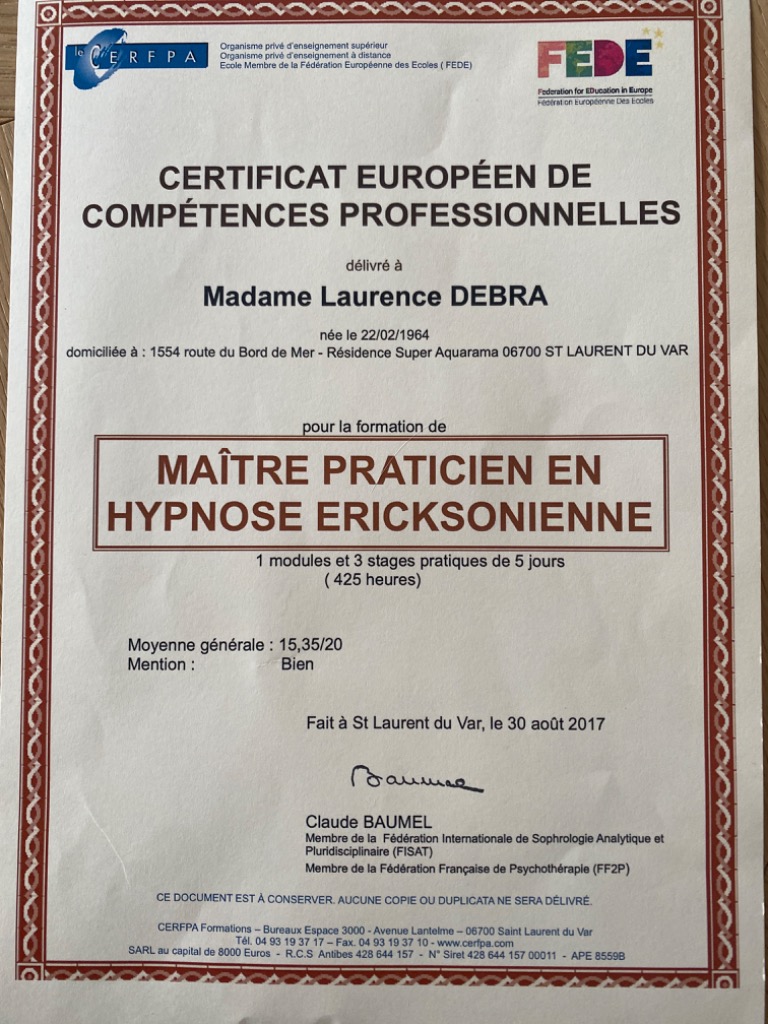 photo diplome Laurence Debra