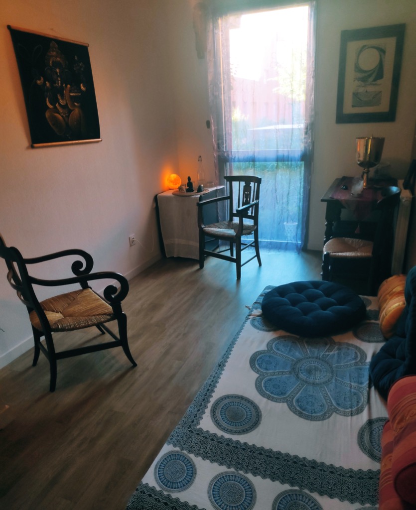 photo cabinet Aimeraude L’Eclaireuse