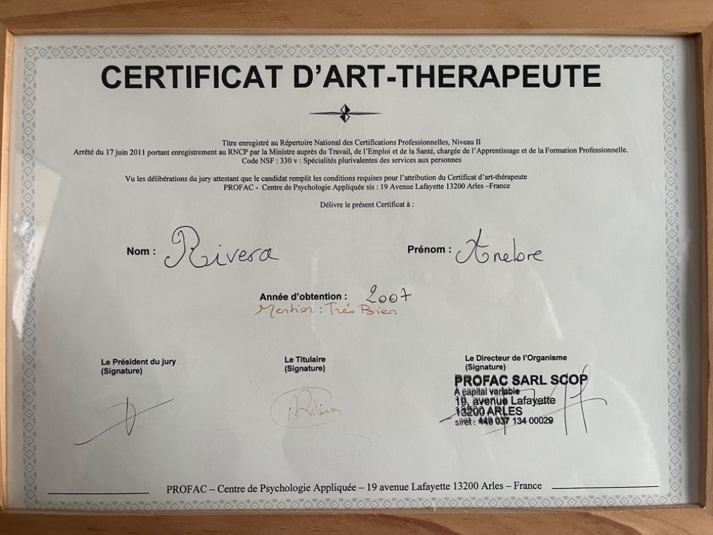 photo diplome Anelore RIVERA