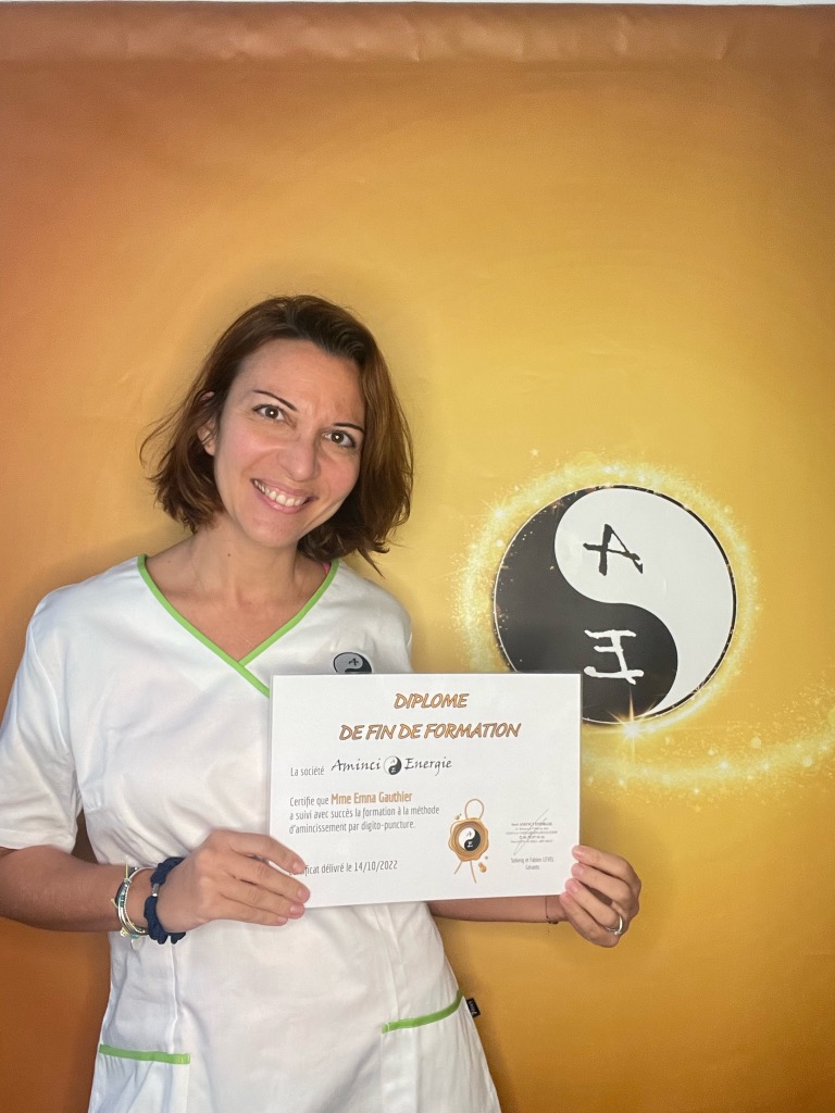 photo diplome Emna Gauthier 