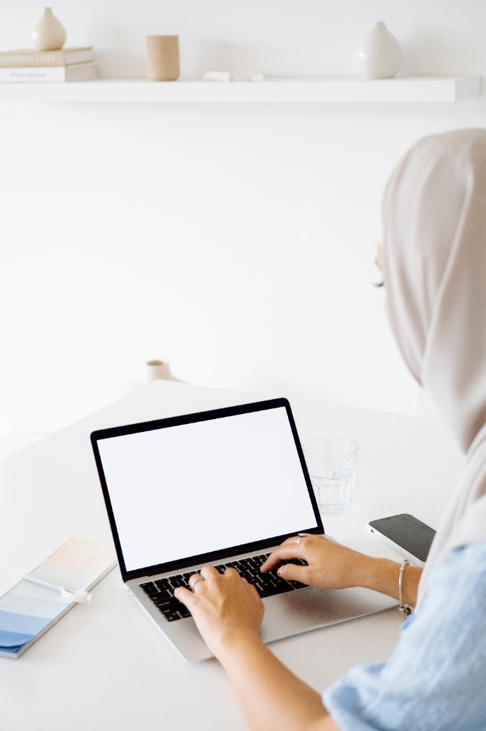 photo portrait Ilham ouammou naturopathe E.I