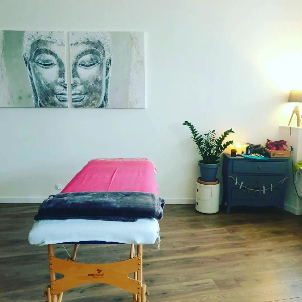 photo cabinet MONSOON YOGA - Virginie