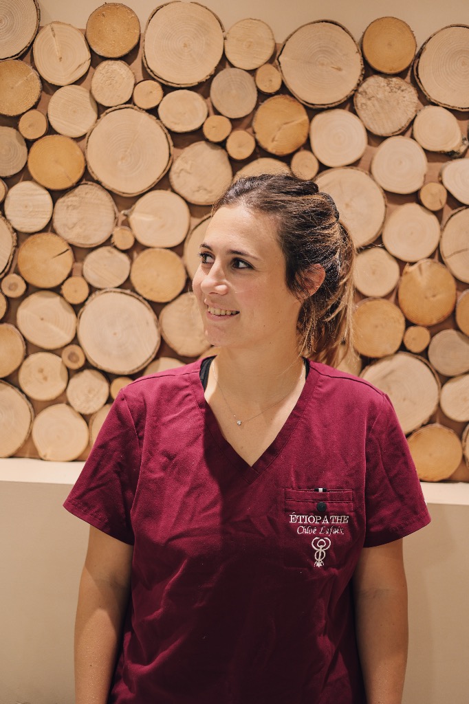 photo portrait Chloé LAFAIX - Etiopathe Annecy