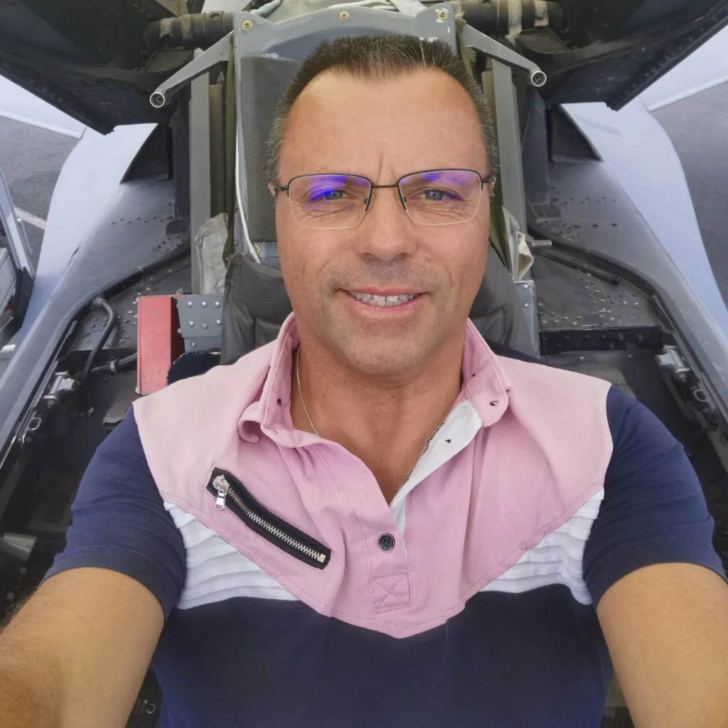 photo portrait James Mandin