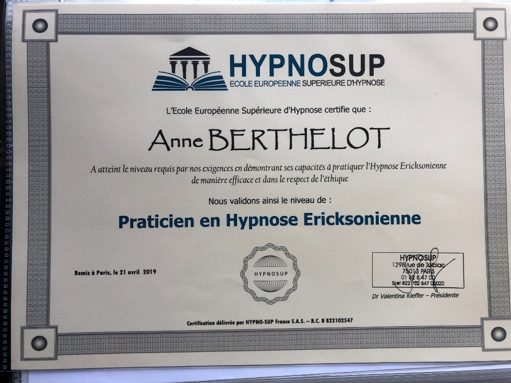 photo diplome ANNE BERTHELOT