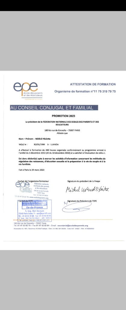 photo diplome Niclette Ngolo