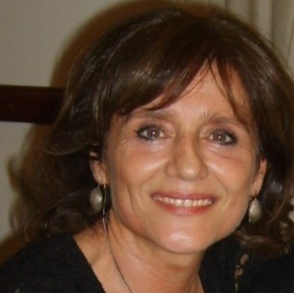 Héléna DE OLIVEIRA