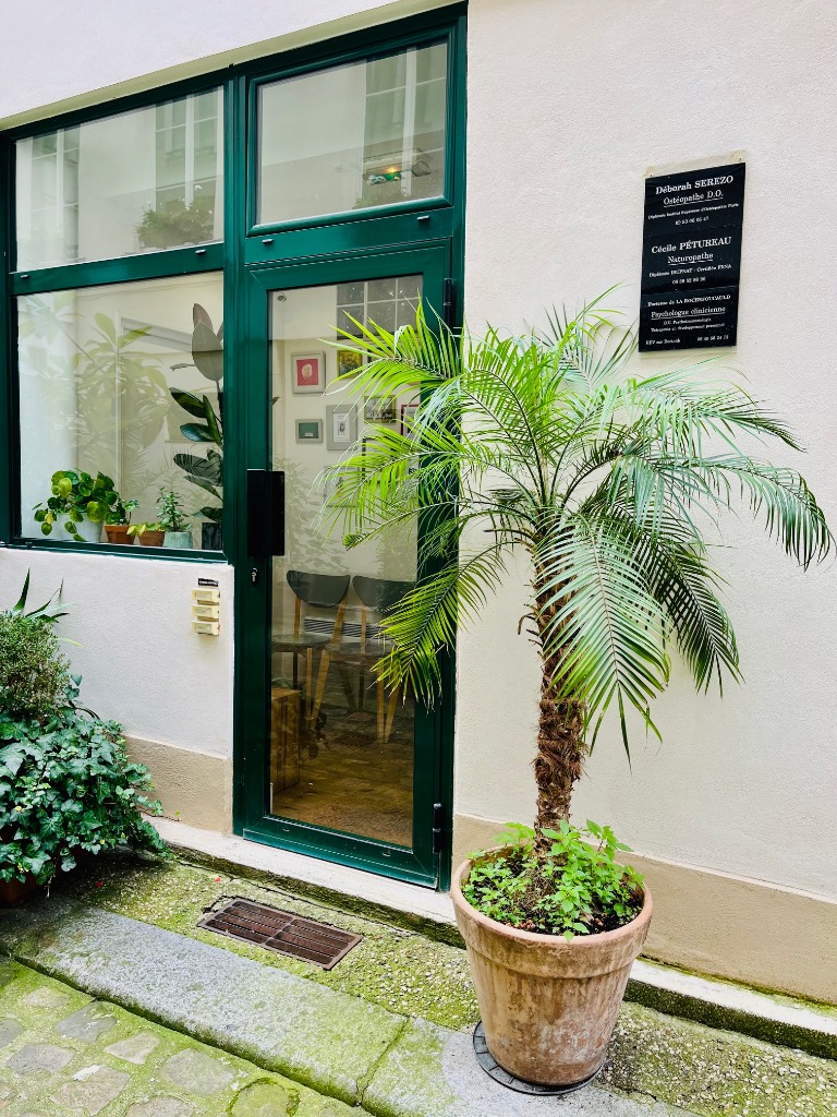 photo cabinet Cécile PETUREAU