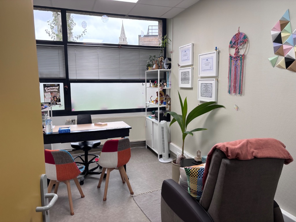 photo cabinet Aurélie VANMALDERGHEM  Hypn’aurel