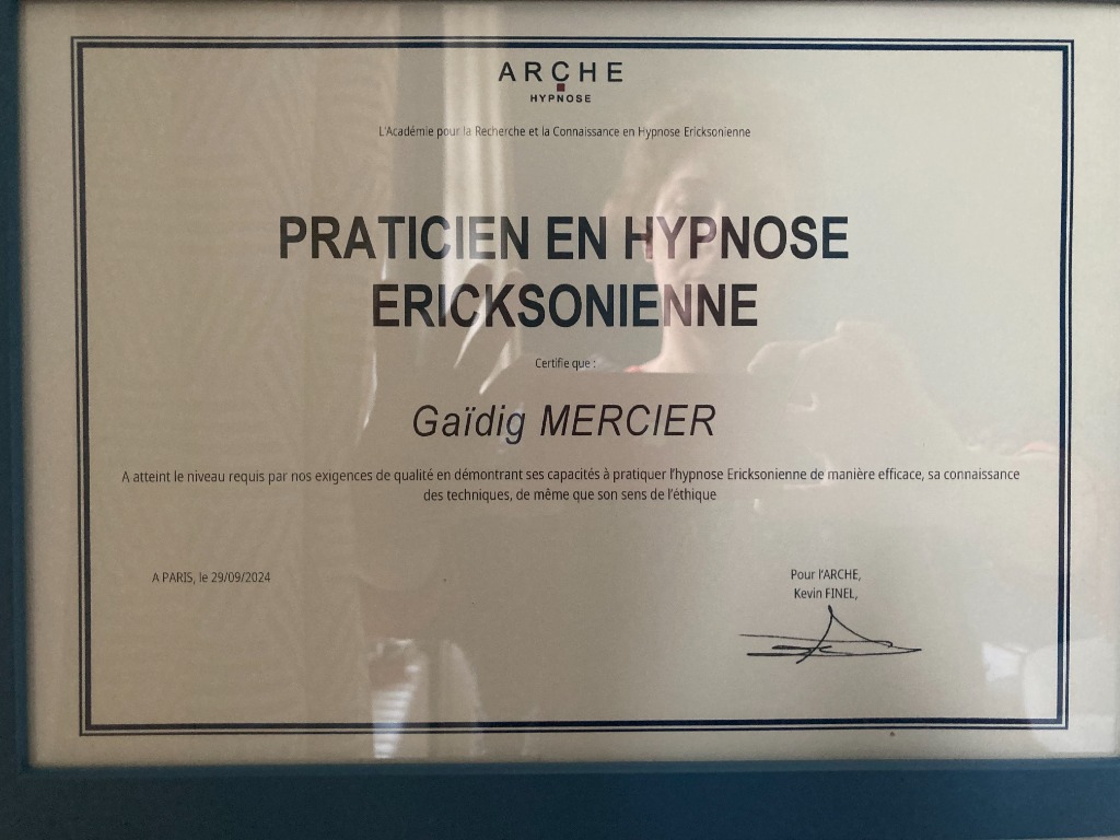 photo diplome Gaïdig-Mercier-HypnoRennes