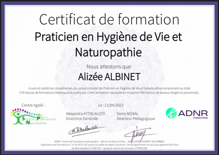 photo diplome Alizée Naturopathie