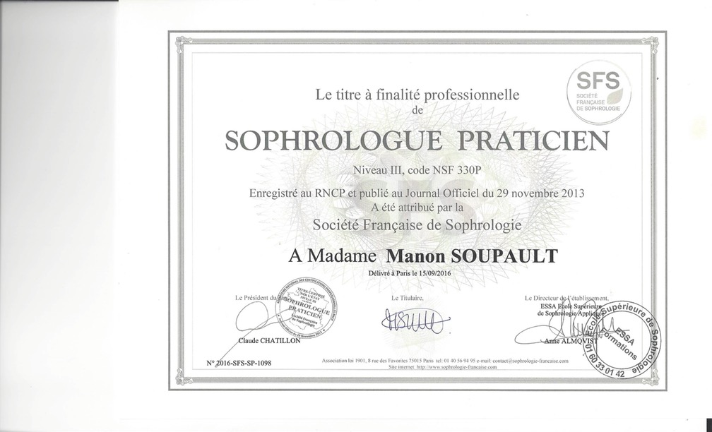 photo diplome Manon Soupault Sophrologue