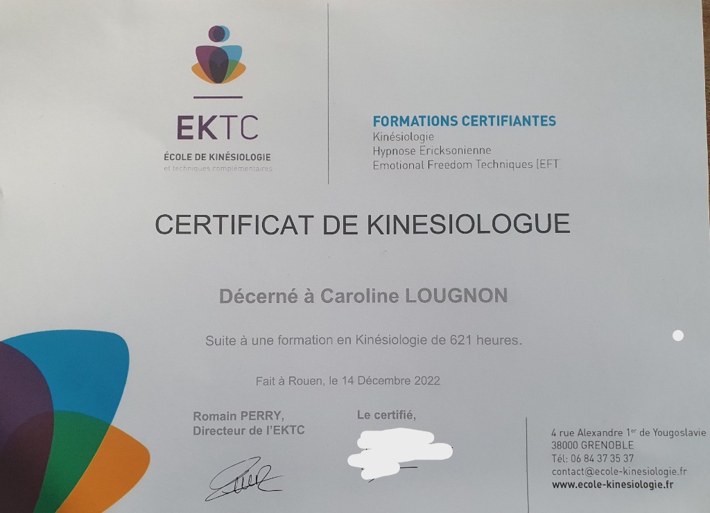 photo diplome Caroline Lougnon - Kynesia