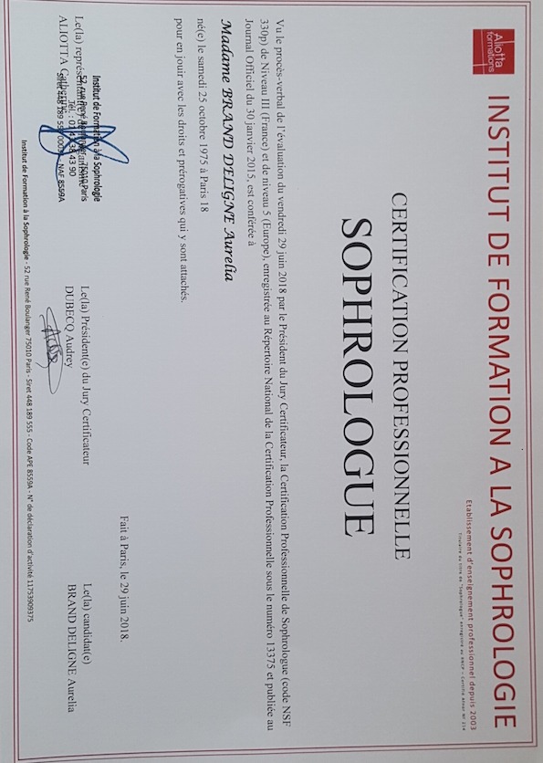 photo diplome Aurélia Brand Deligne