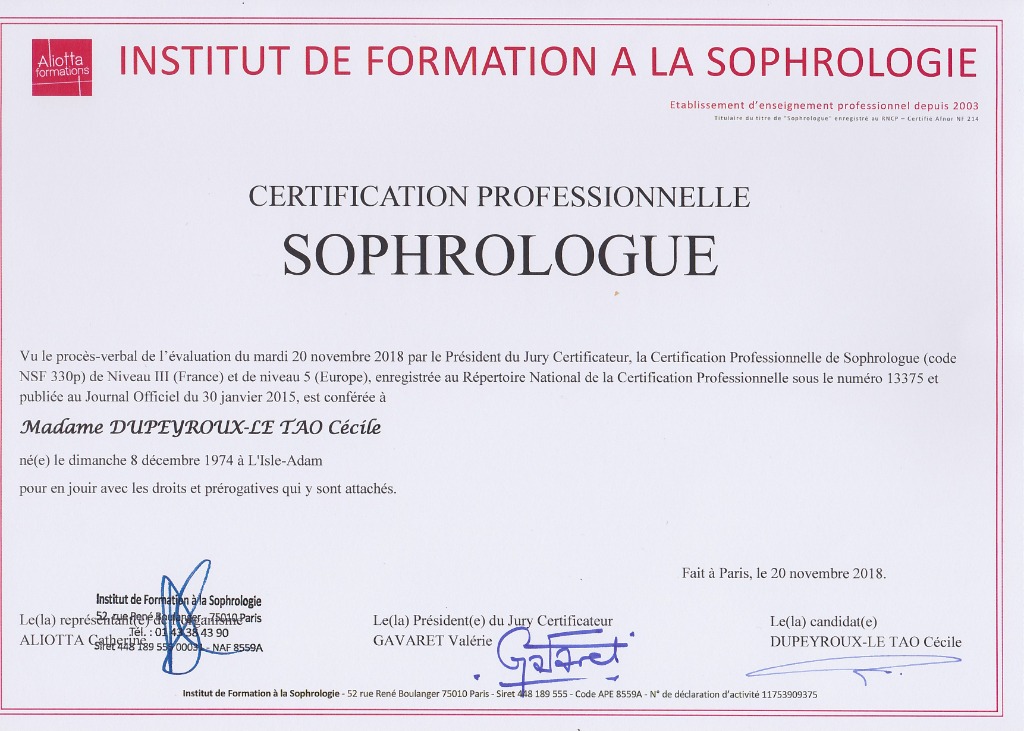 photo diplome Cécile DUPEYROUX-LE TAO