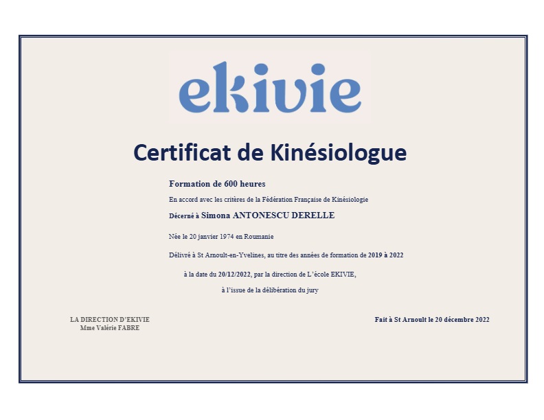 photo diplome Simona DERELLE-ANTONESCU Symédiane Kinésiologie-EI