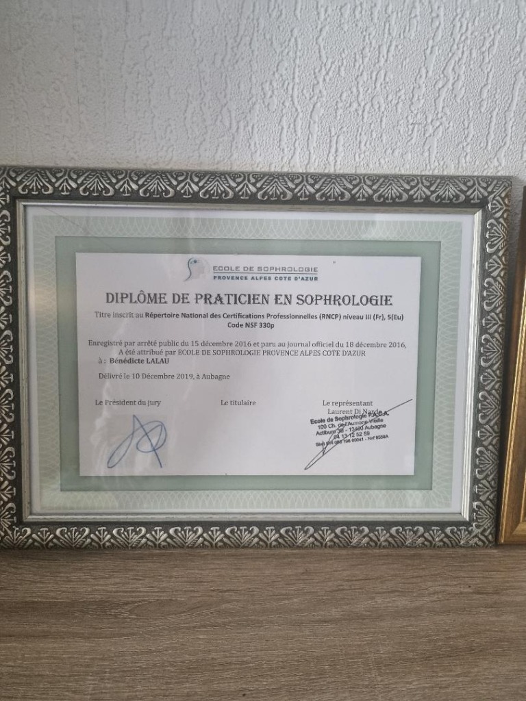 photo diplome Bld hypnose aix
