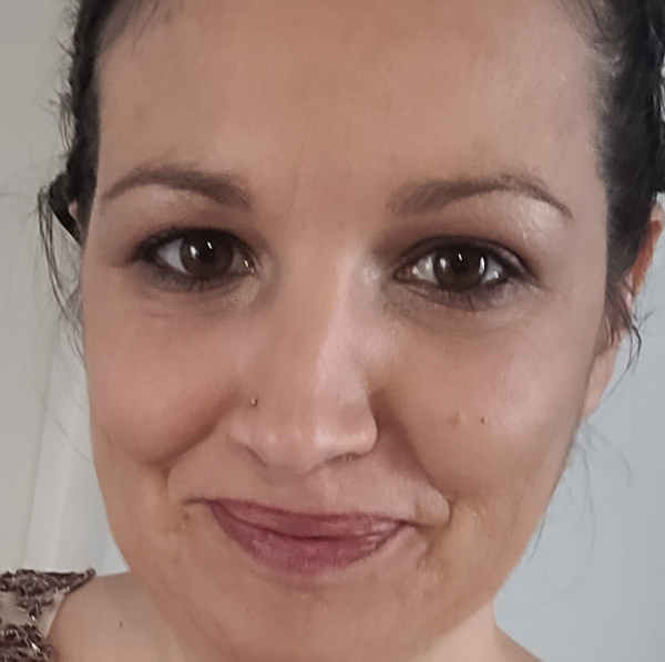 Marie Mornet / Aimer Naitre Sophrologue Doula