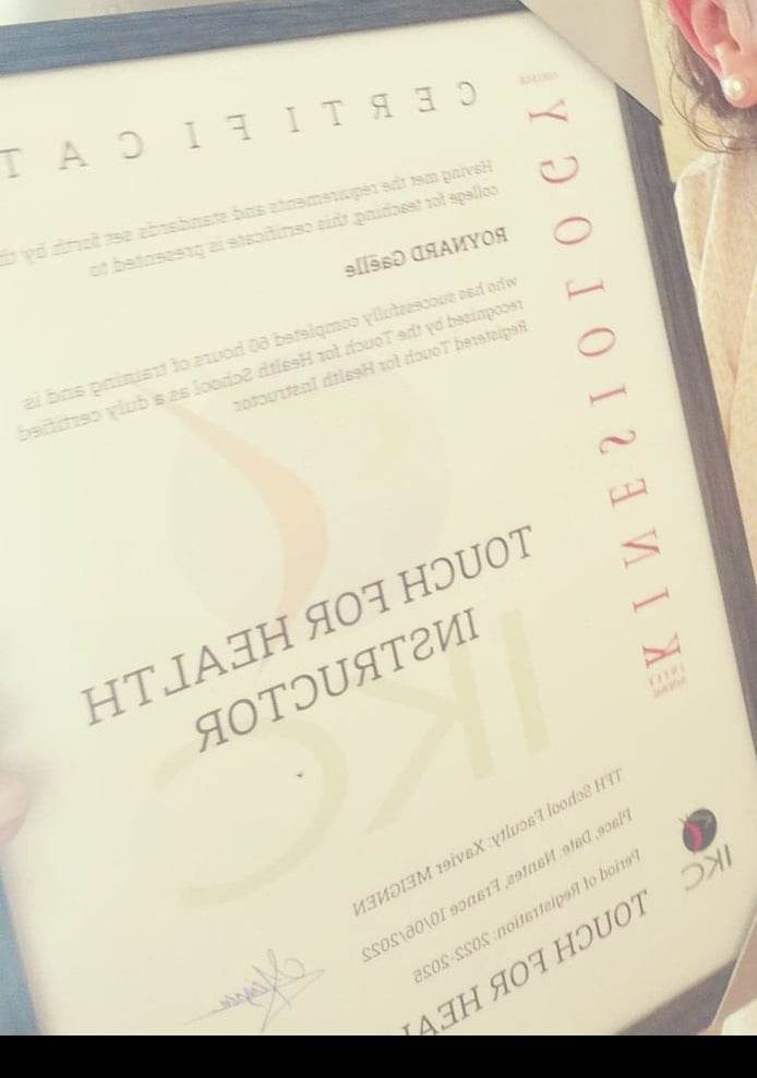 photo diplome Reflexes Archaïques Kinésiologie TerreHappy 49