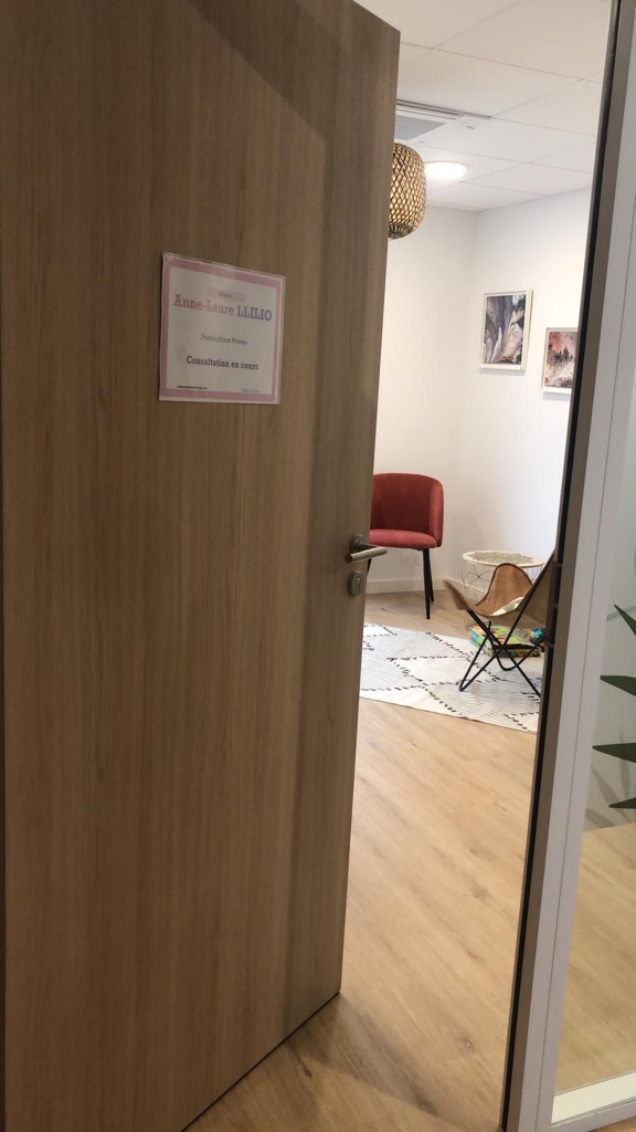 photo cabinet Anne-Laure LLILIO