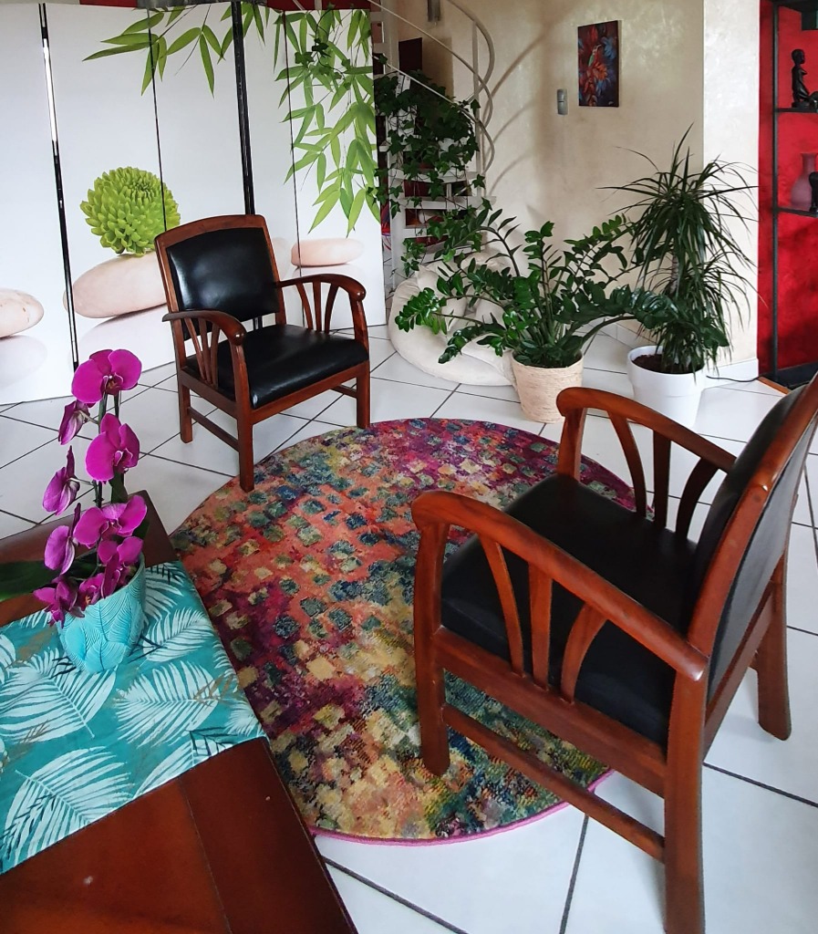 photo cabinet Emmanuelle CARTRON