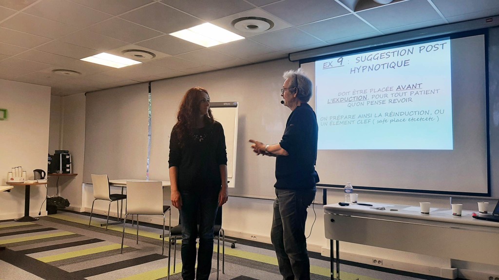 photo activite Elodie Descoubes - Hypnose Nay 