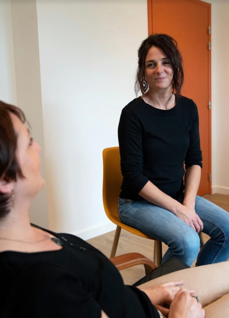 photo seance Elodie Descoubes Hypnose