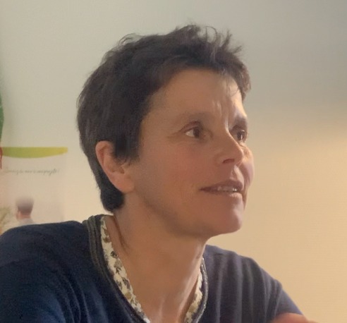 photo portrait Mac Phail Morag Thérapie Manuelle Poyet