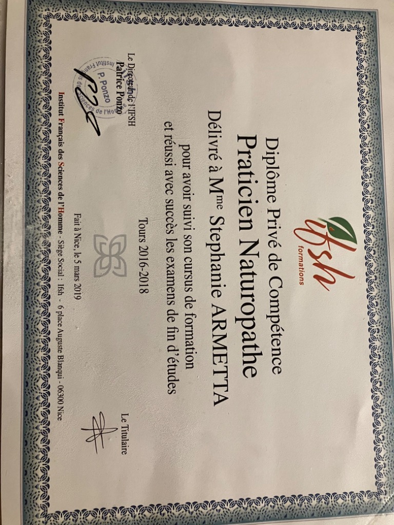 photo diplome Naturoperche - Stéphanie Armetta 