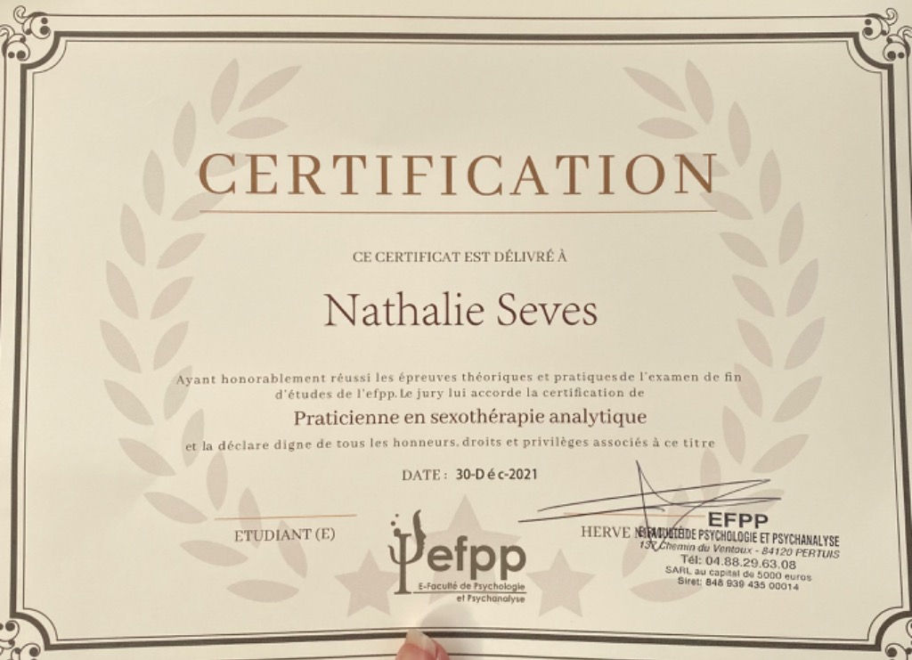 photo diplome Nathalie Sèves