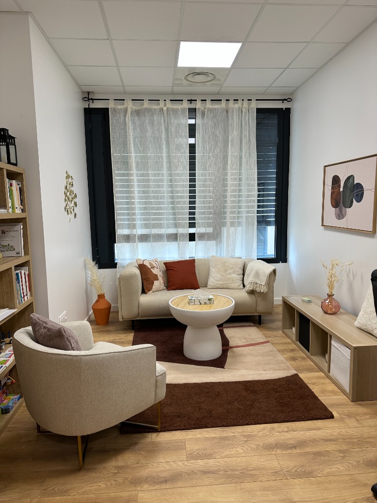 photo cabinet Johara Amil Boudjenane