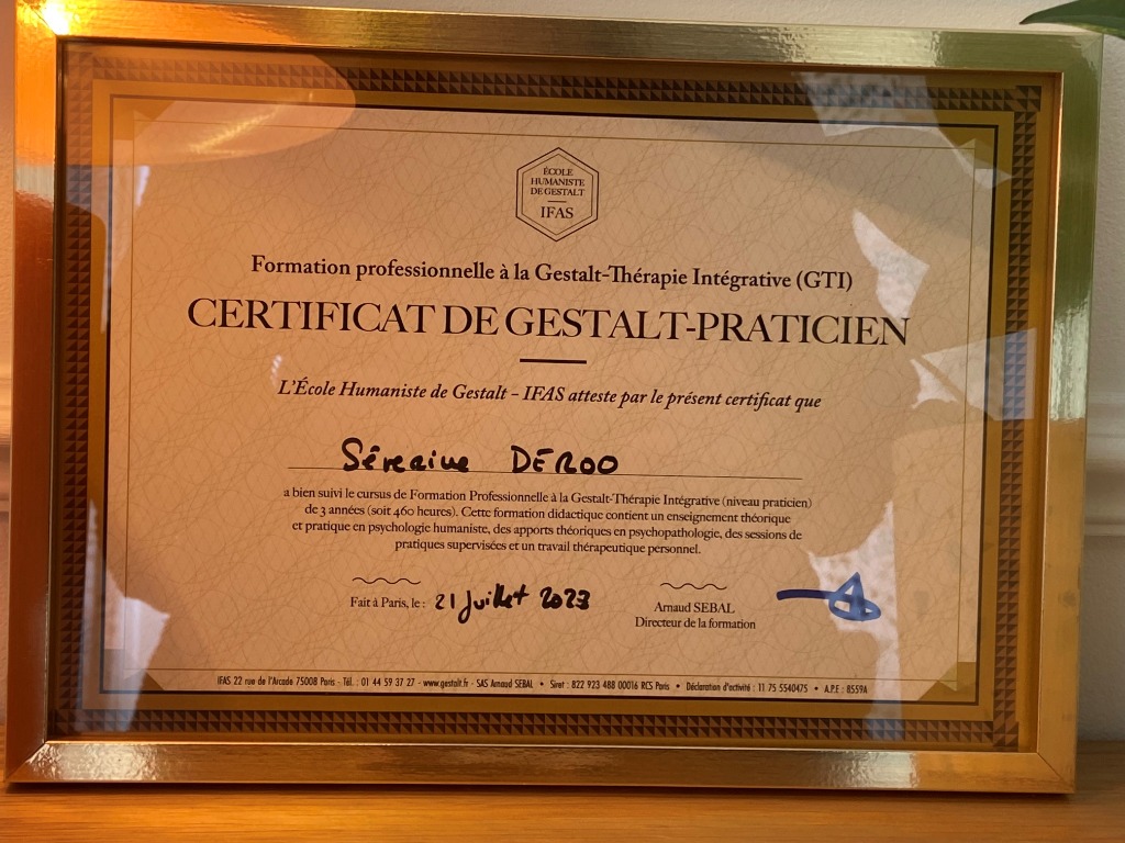 photo diplome Séverine DEROO