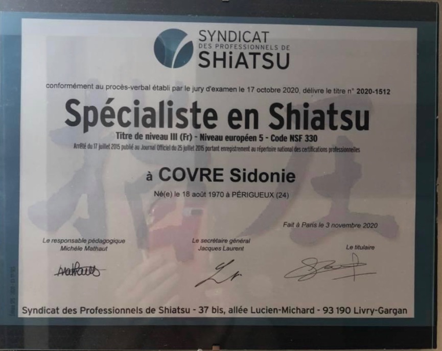 photo diplome Sidonie covre